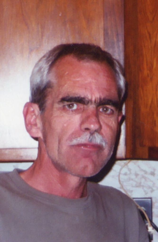 Robert Thomas Lewis Profile Photo