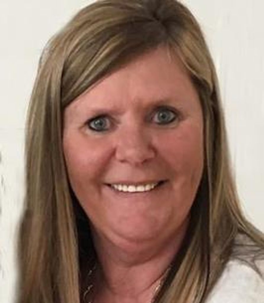 Bonnie Lee Caravan Profile Photo