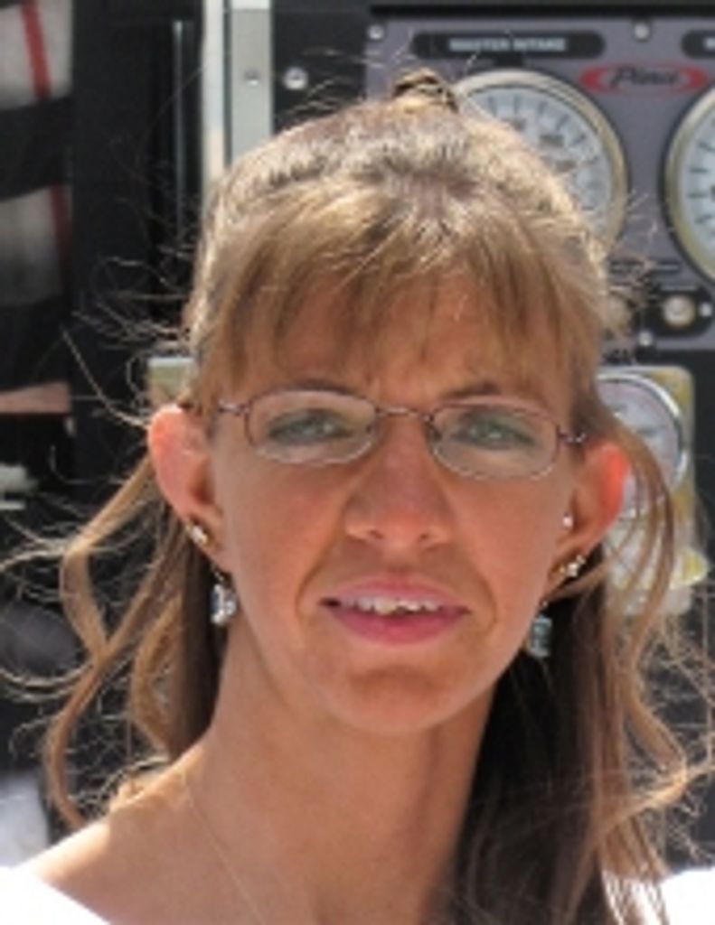 Elizabeth Mae "Beth" (Smith) Martin