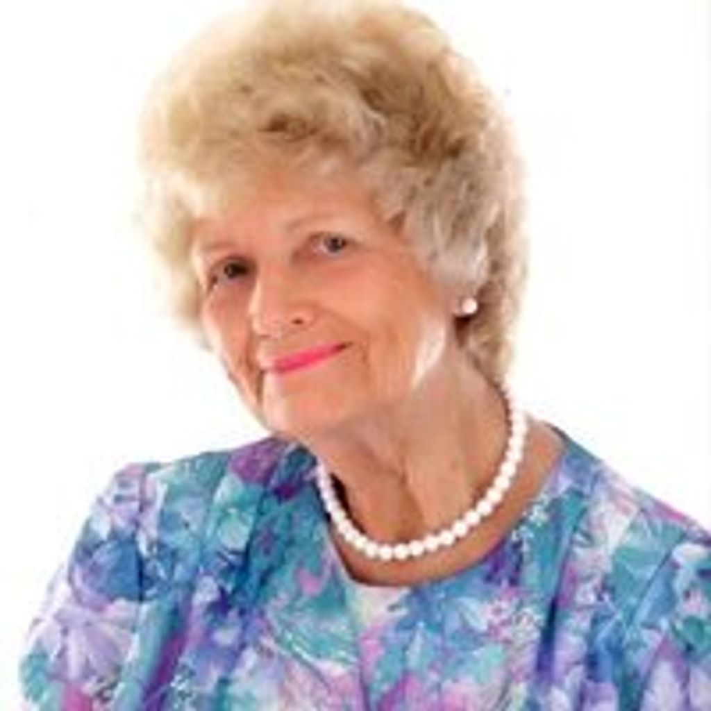 Carolyn Everhart Barker