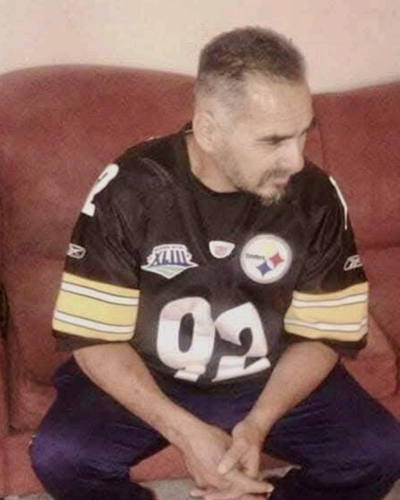 David E Romero