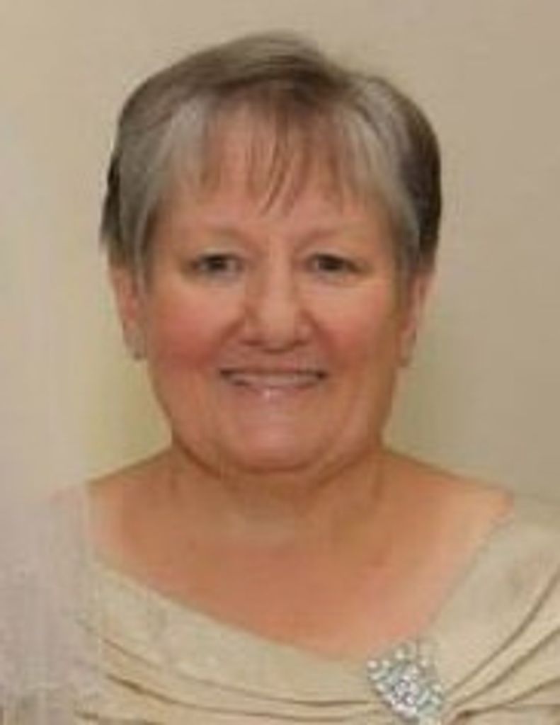 Linda Knight Flowers Profile Photo