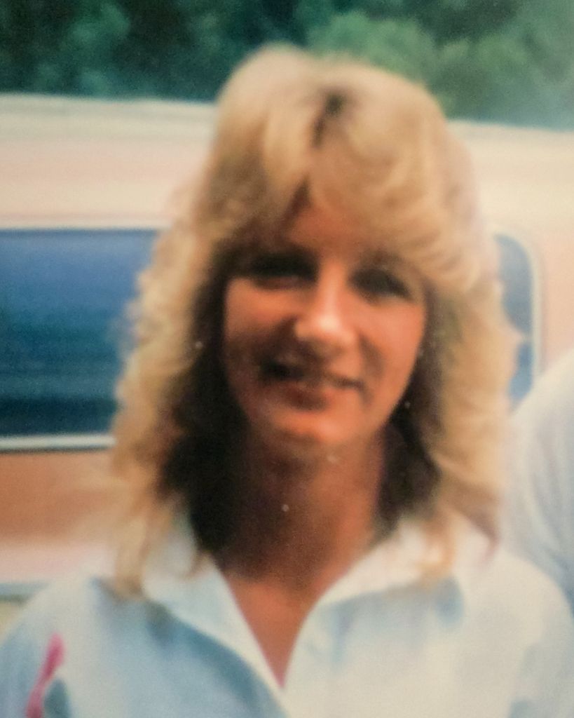 Linda Lou Dixon Profile Photo