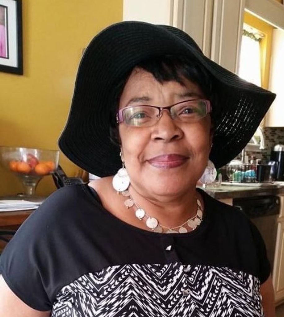 Elaine M Gantt