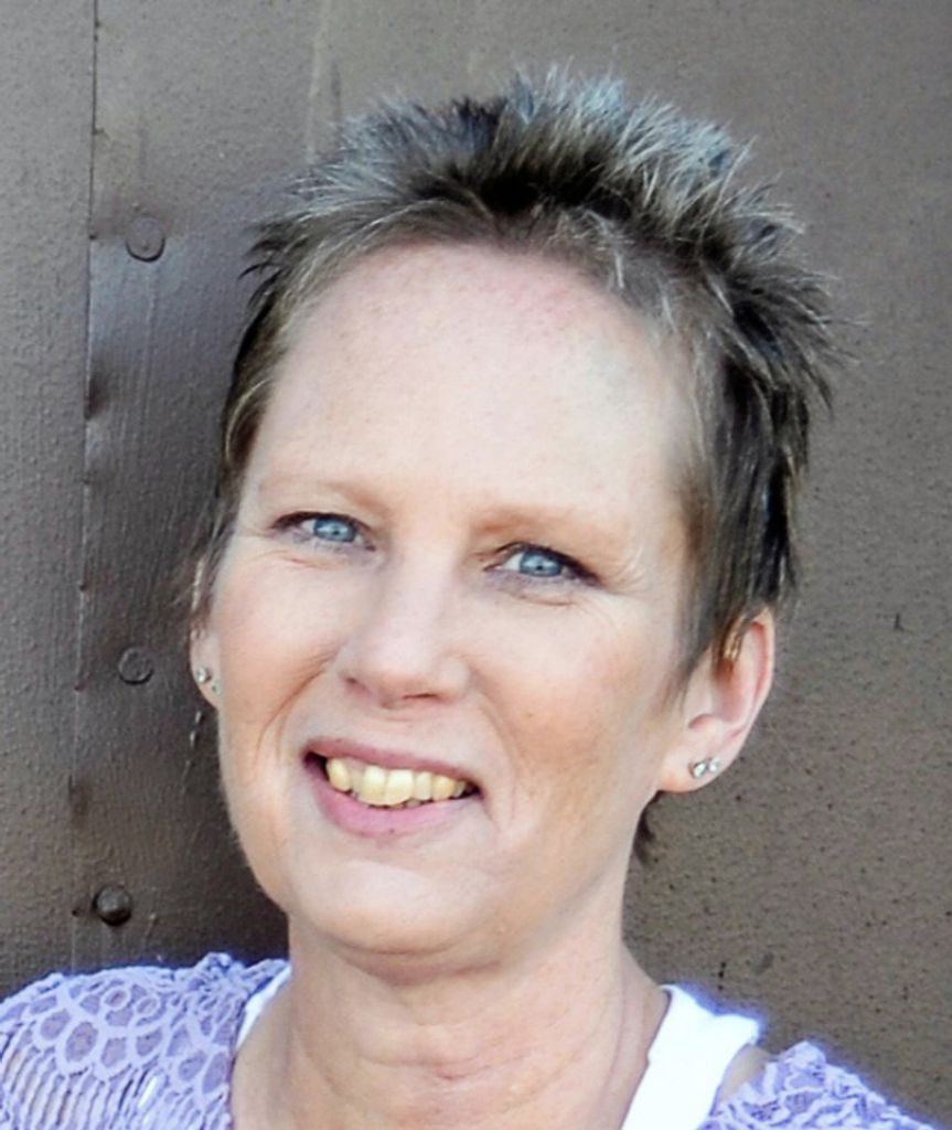 Kristi Sue (Klovstad)  Tarnowski Profile Photo