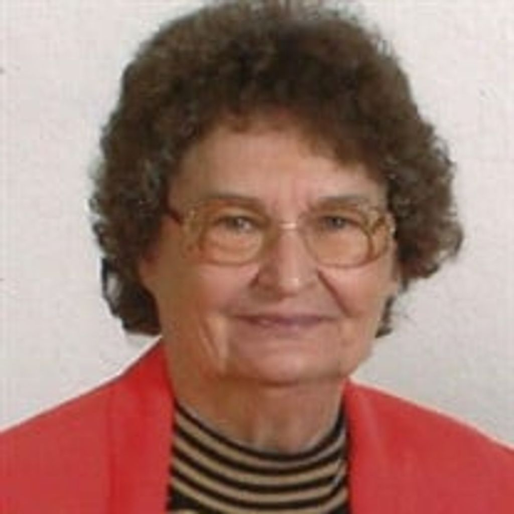 Mrs. Joan Gilmore Holmes