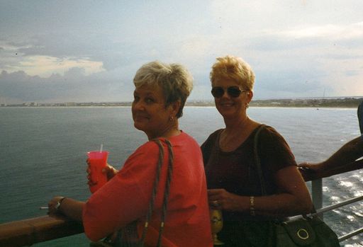 Carolyn Patricia "Pat" (Gay)  Foss photo gallery thumbnail 20 of 108