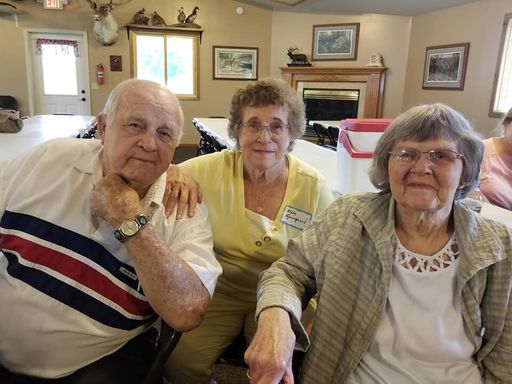 Virgil Elmer Siewert photo gallery thumbnail 8 of 202