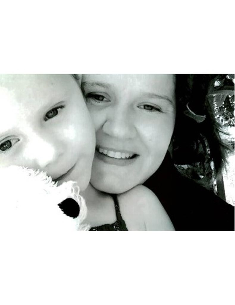Tammy Lewenicht Profile Photo