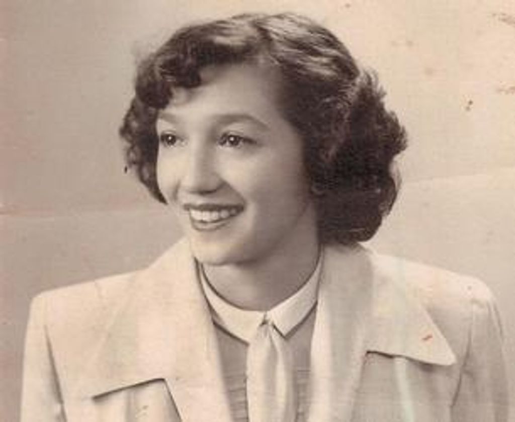 Minerva G. Salinas Profile Photo