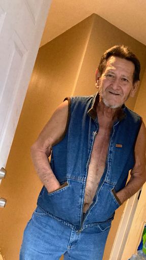 Juan Manuel De Luna Garcia photo gallery thumbnail 33 of 63