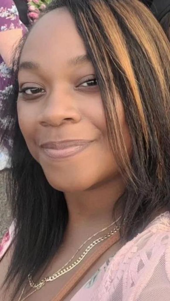 Khanika Monique Huntley Profile Photo