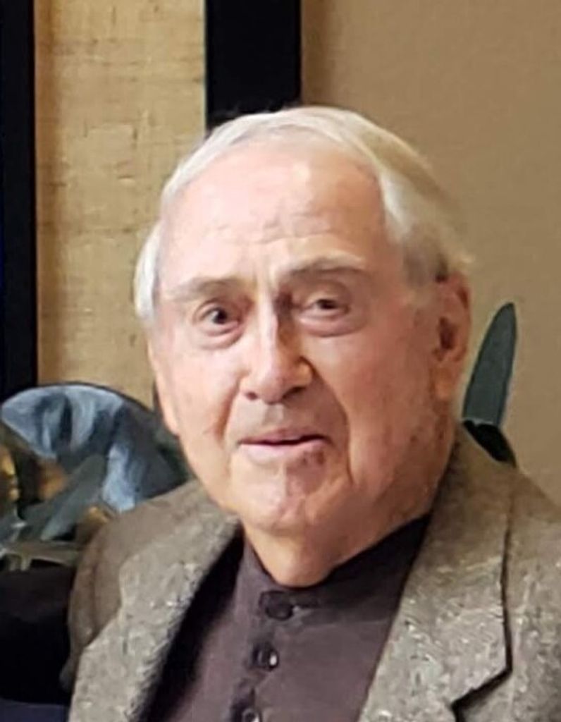 Everett Maurice Uebel Profile Photo