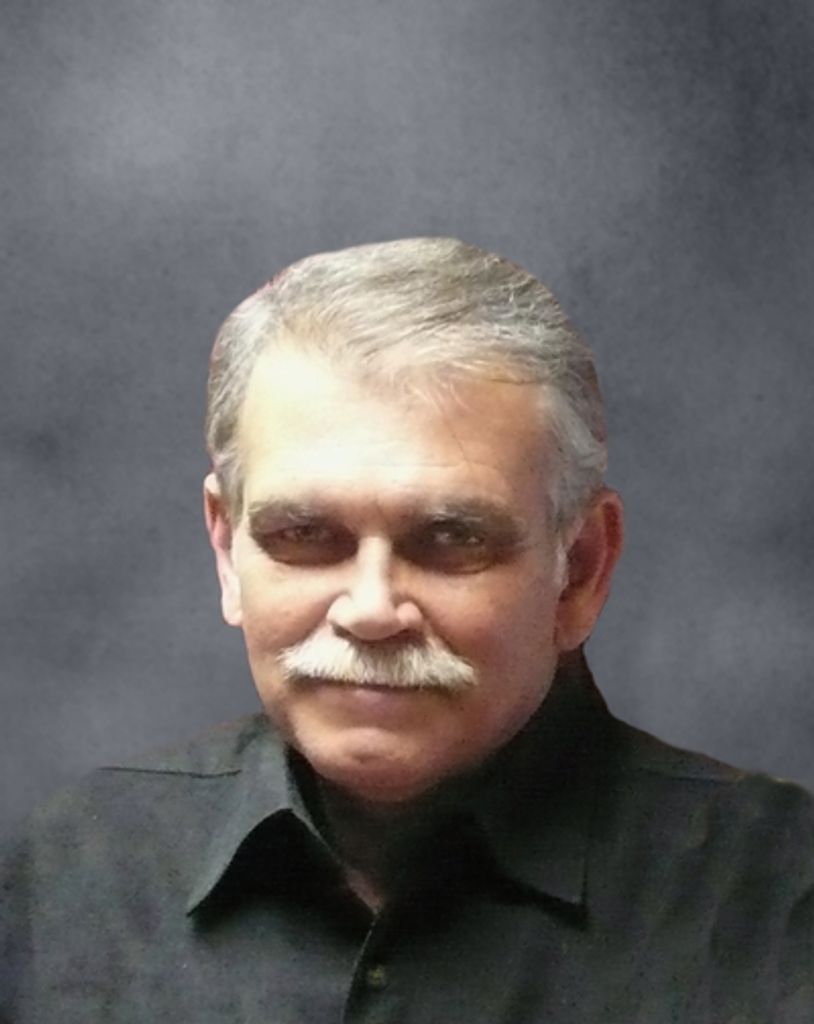 Dennis Phillips Profile Photo