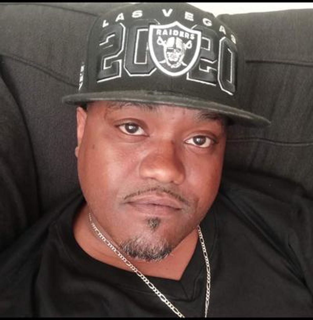 Thomas Lee Hannah Jr. Profile Photo