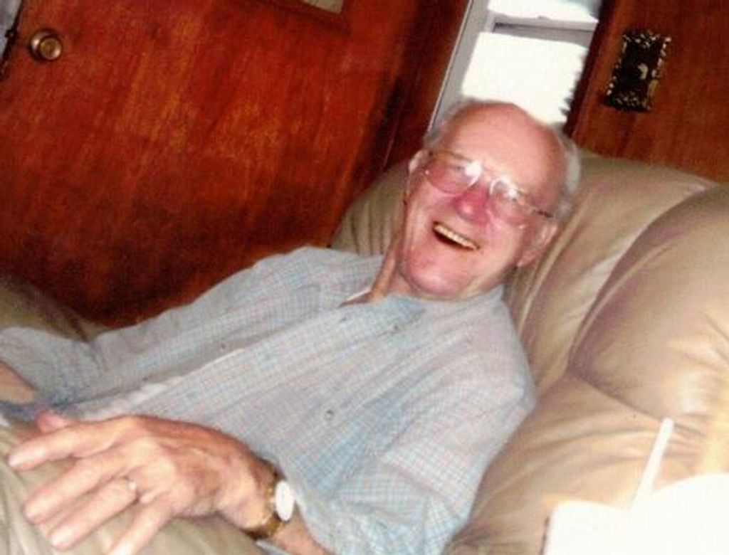 Estes Carwyle Profile Photo