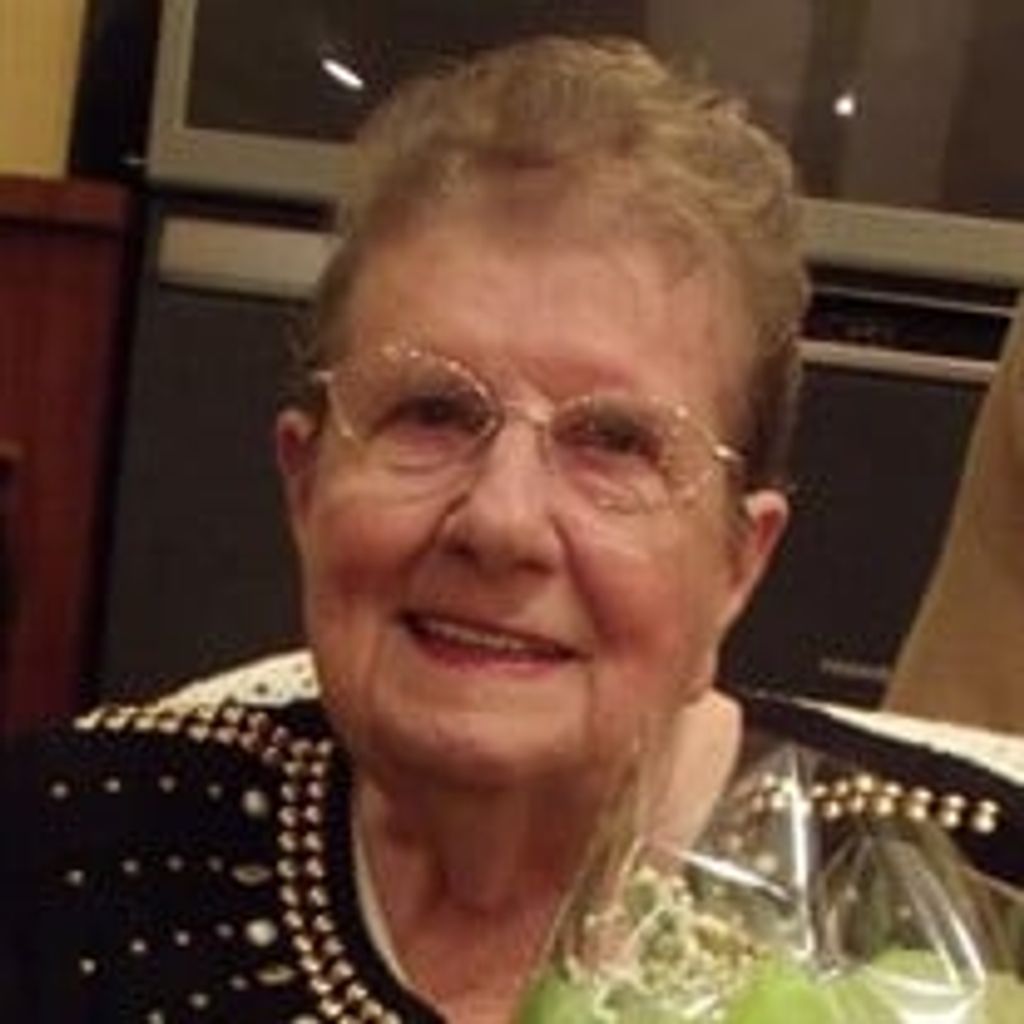 Emma Leona Van Valkenburg