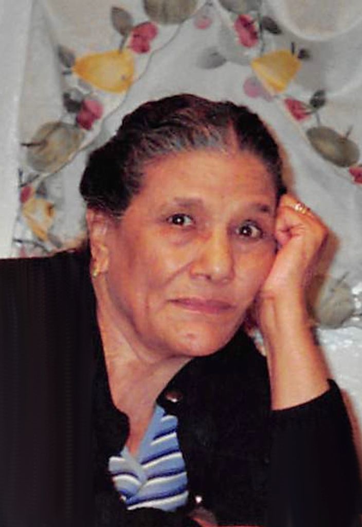 Elva Vasquez (Vasquez)  Reyes Profile Photo