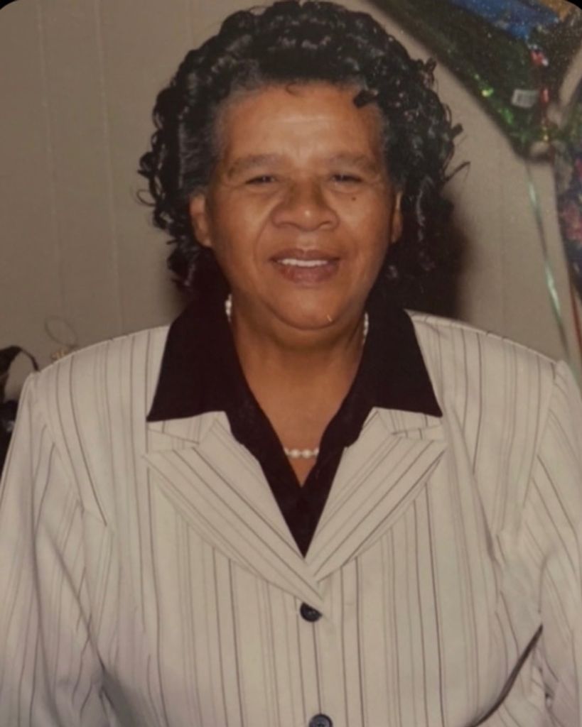 Annie Claybon Profile Photo