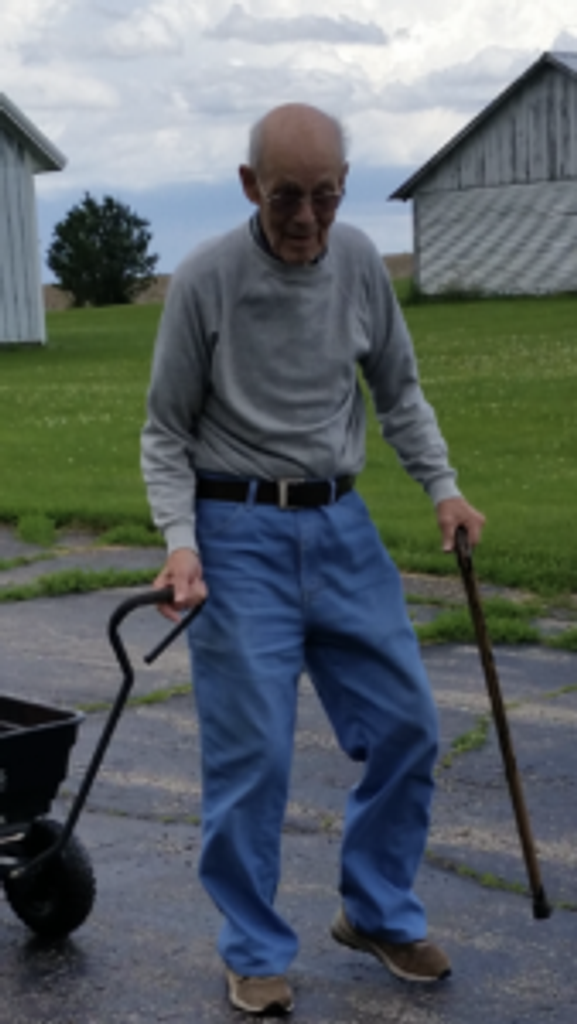 Earl "Bud" Lungstrom Profile Photo