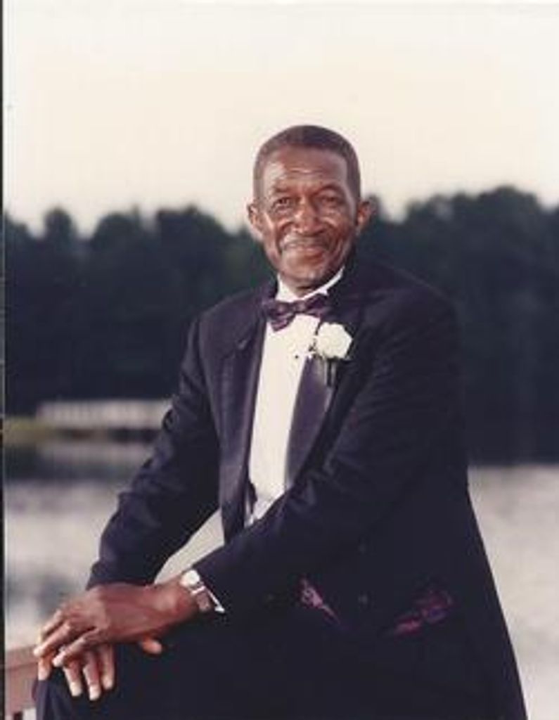 Charlie Aiken Profile Photo