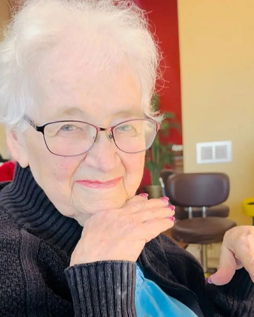 Patricia Lou Schmidt