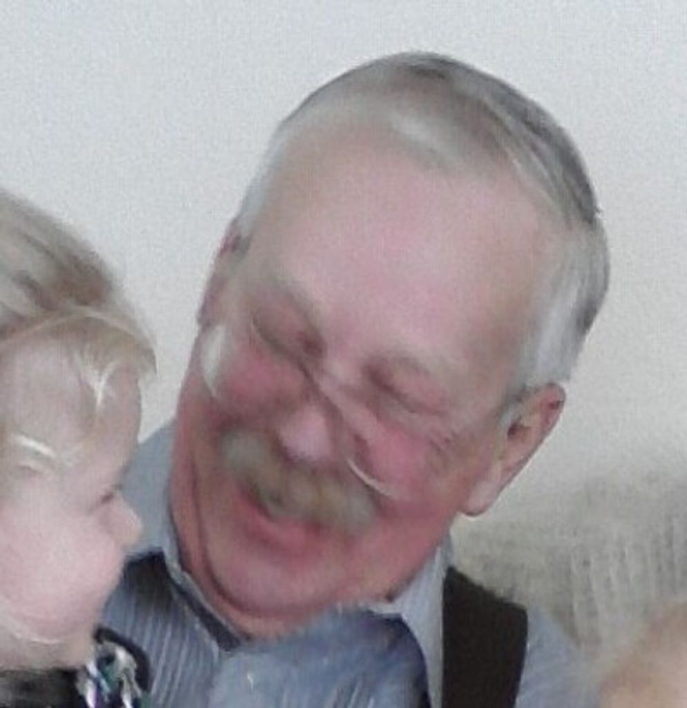 Tommy Richard Coombs Profile Photo