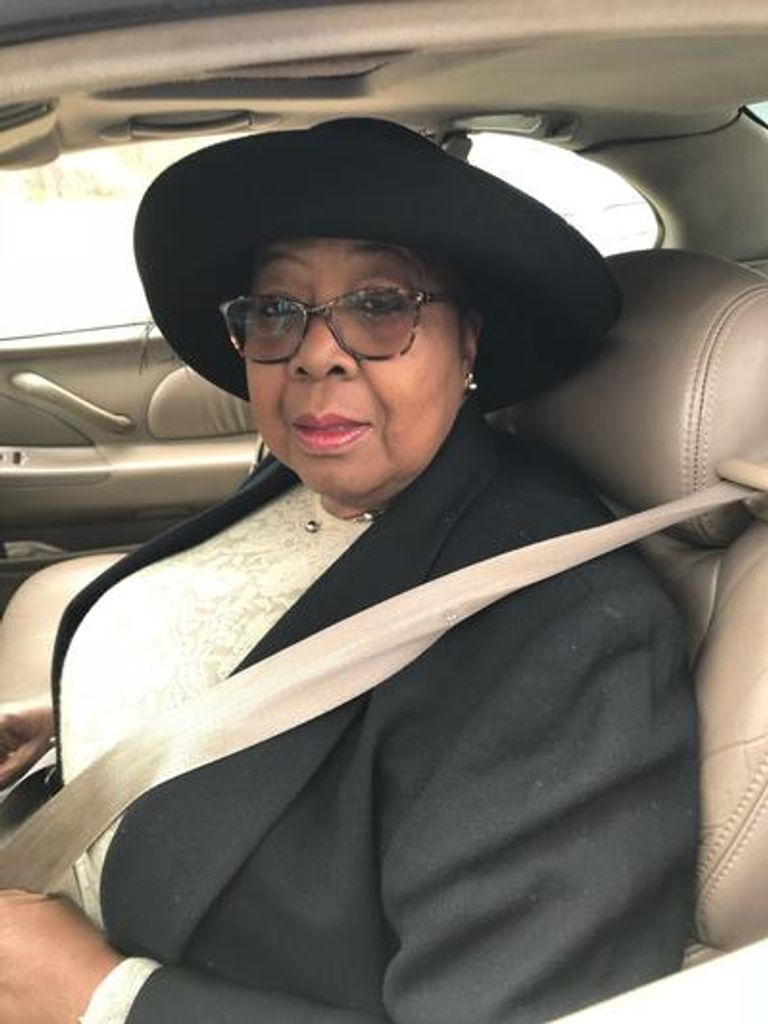 Miss Glenda Adams Profile Photo