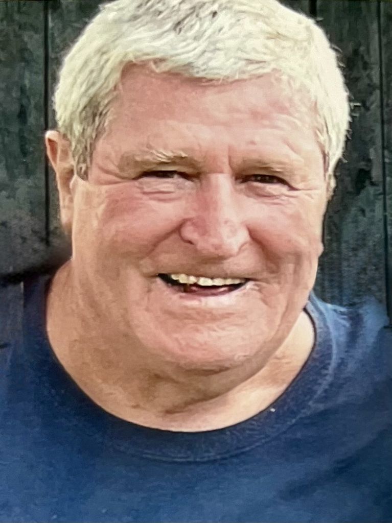 Thomas Robertson Profile Photo