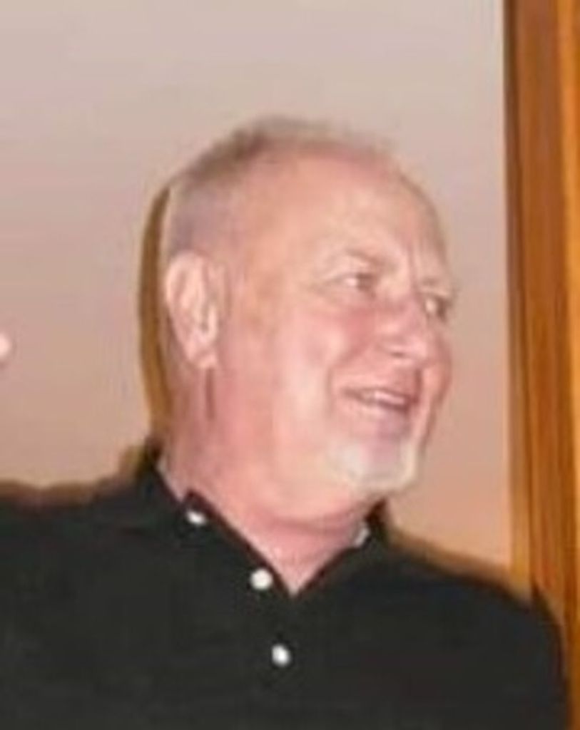 Richard E. "Dick" Thompson Profile Photo