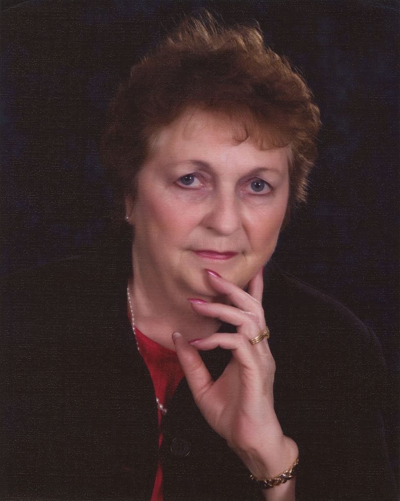 Theola Maxine Hilbert