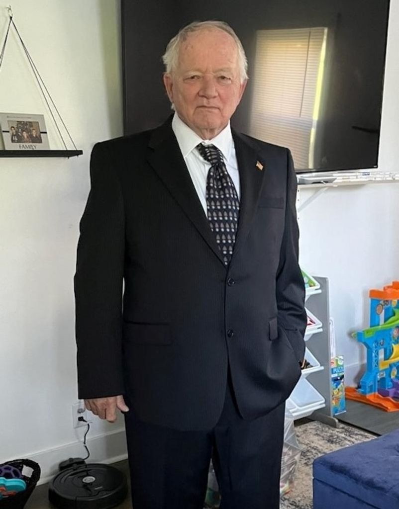 Michael Wayne Nichols Profile Photo