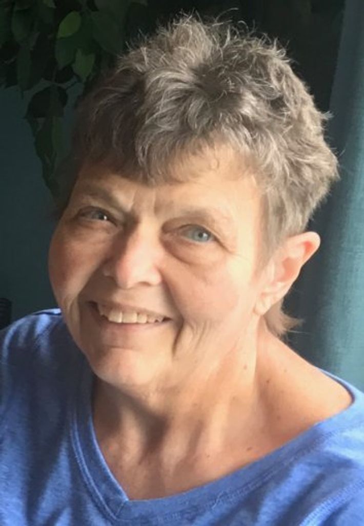 Carol (Seimet)  Cattell