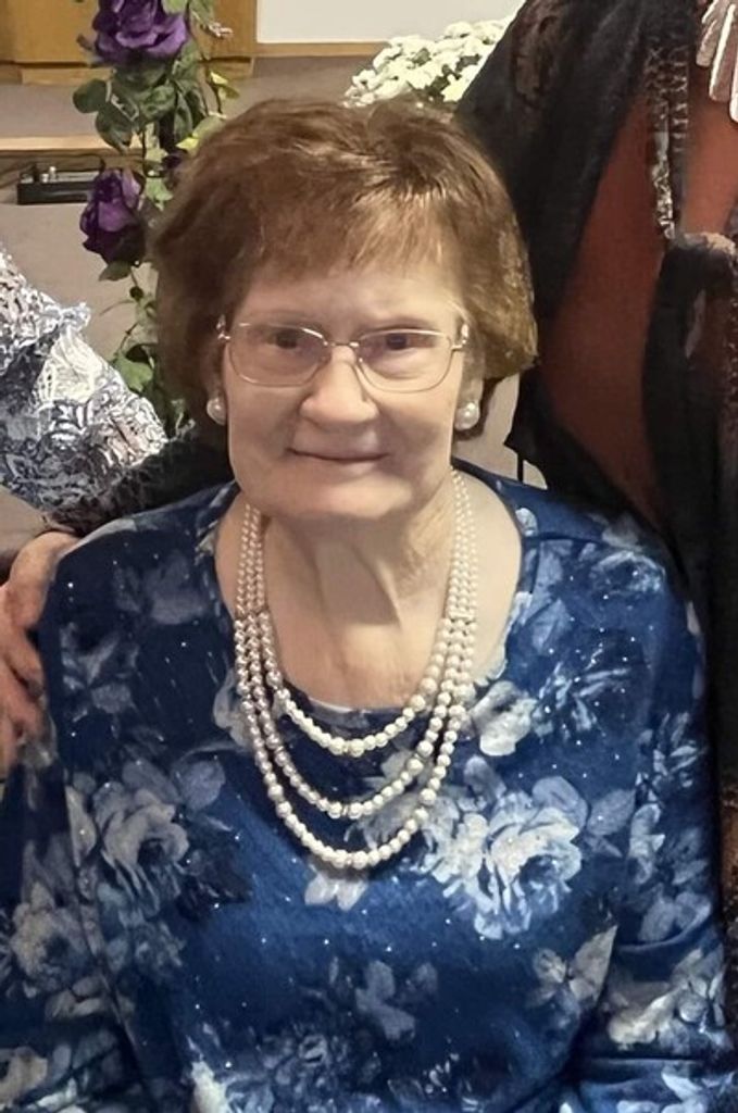 Helen Callicott Profile Photo