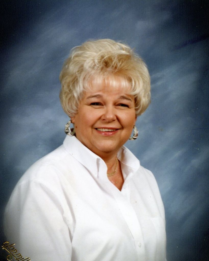 Carolyn "Shorty" Lloyd