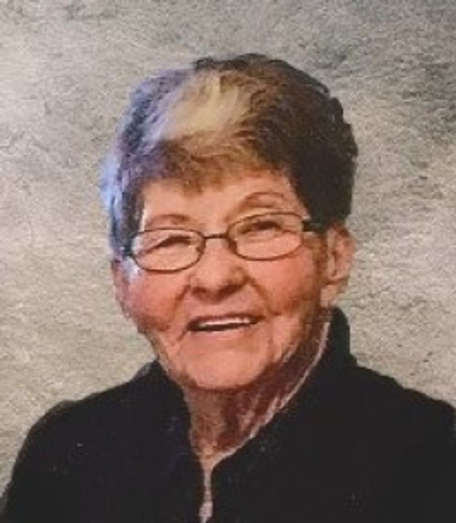 Jacqueline Whitaker (Kreighbaum)