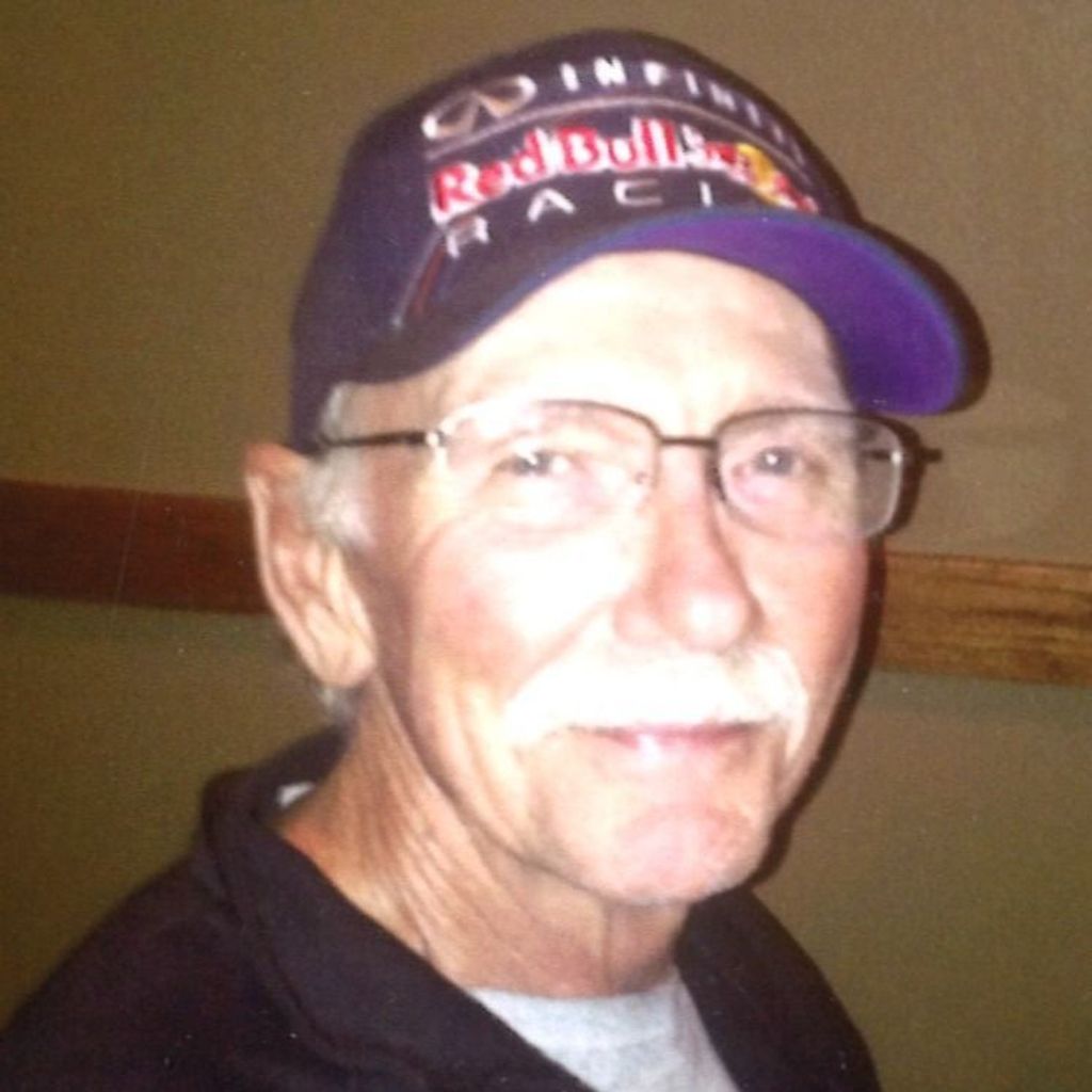 Dennis Lee Mulholland Profile Photo