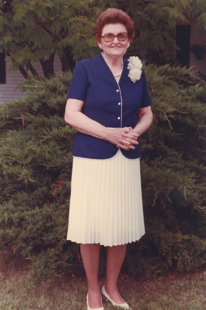 Lillie Westerfeld Bohne Profile Photo