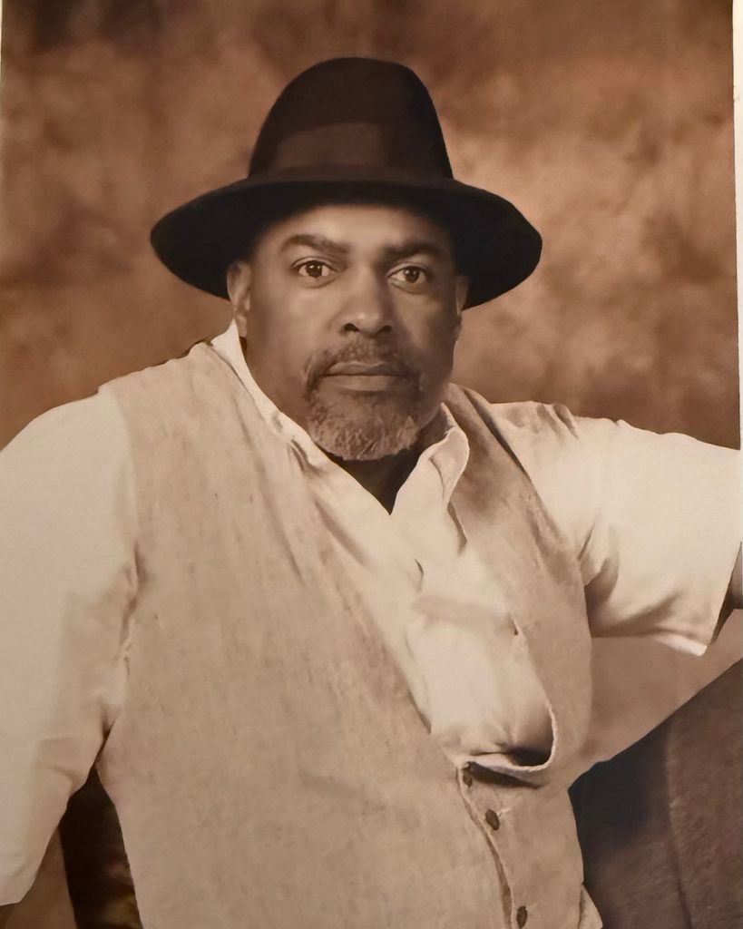 Leo Hutchinson, Jr Profile Photo