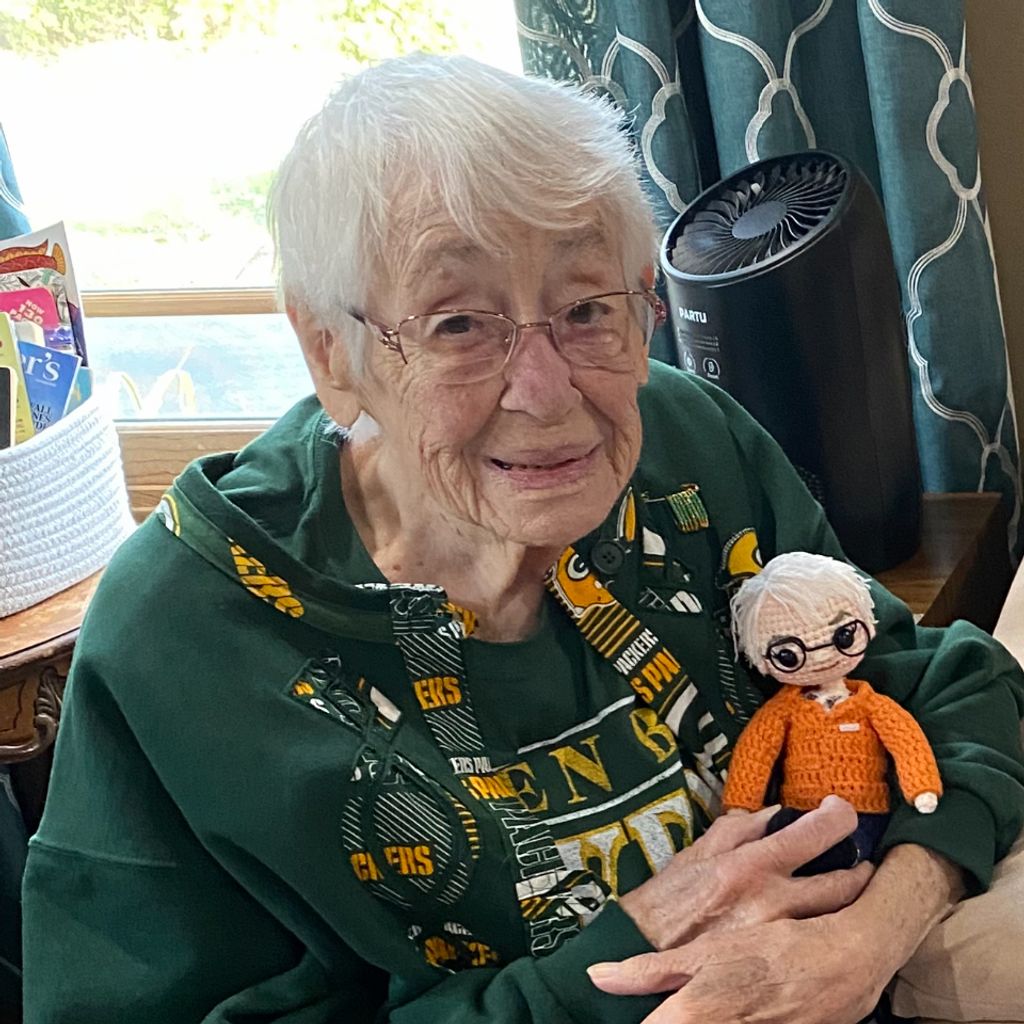 Joan Jule Holman Profile Photo