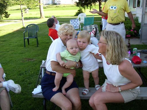 Sheila Olson photo gallery thumbnail 7 of 16