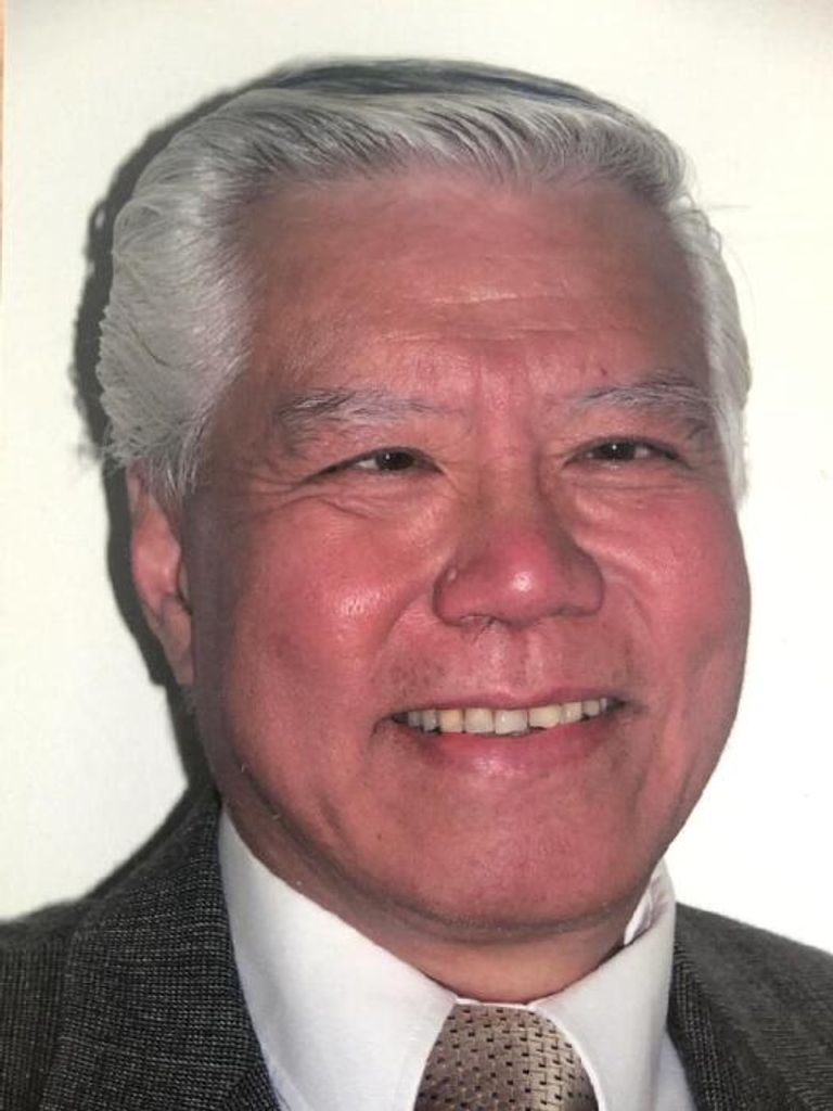 Dr. Roberto T. Carvajal
