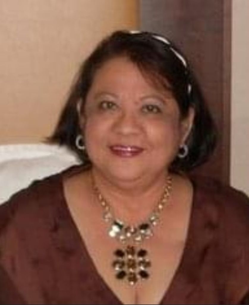 Juliet Lozano Tiffany