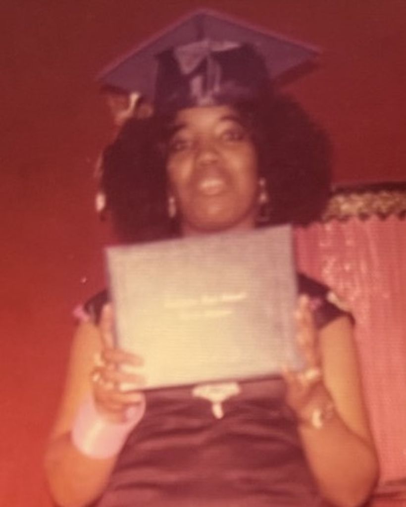 Sandra Grier Profile Photo