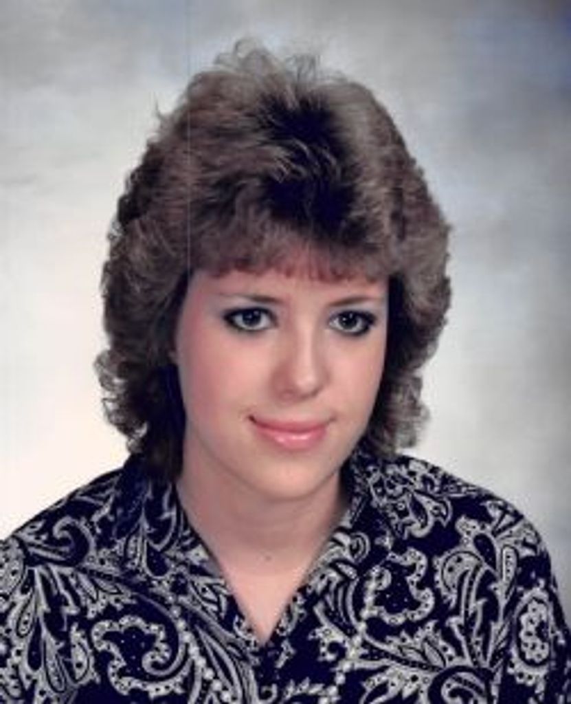 Sarah Roberts Profile Photo