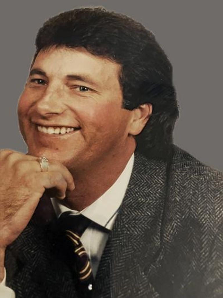 Johnny Lynn Valdez Profile Photo