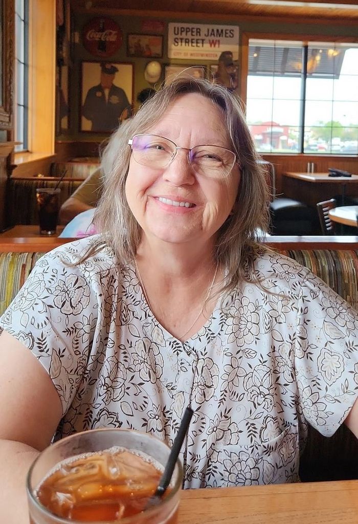 Shari Young Profile Photo