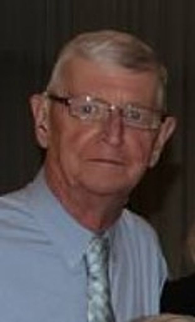 Thomas E Zanowicz