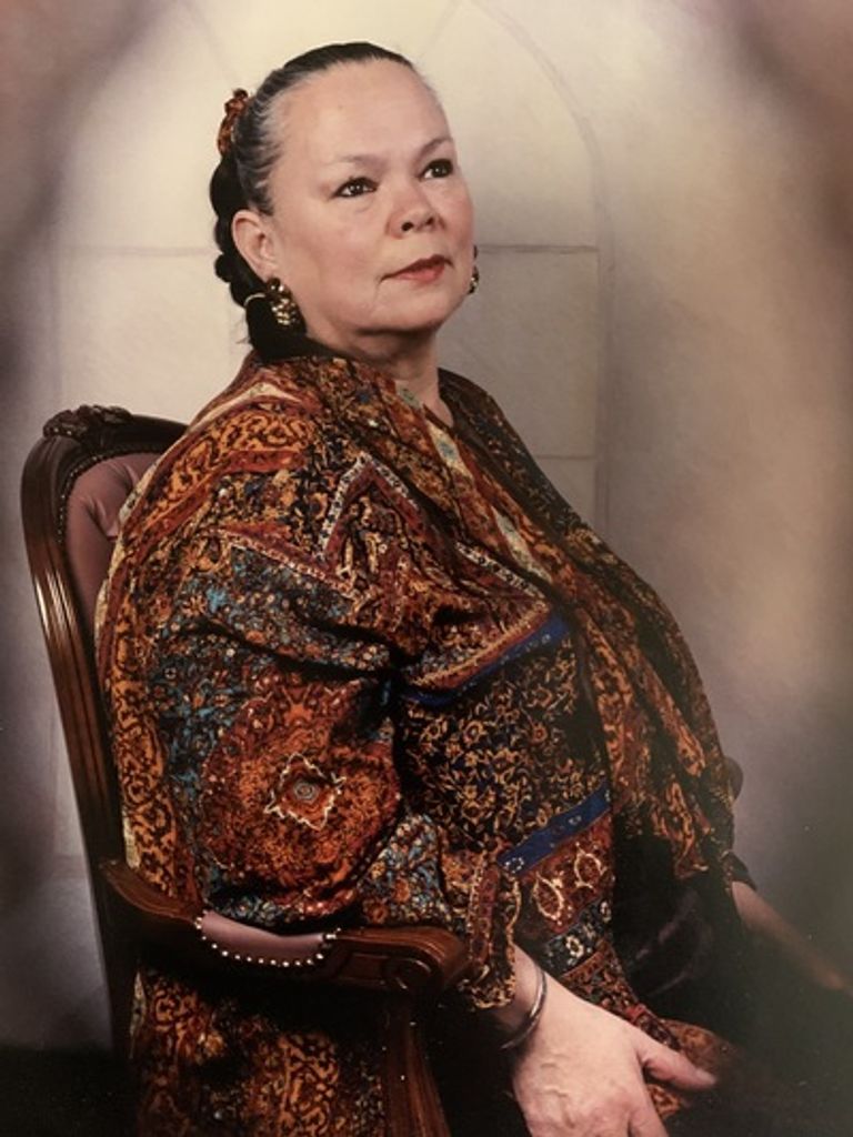 Viola Ovalle Martinez Profile Photo