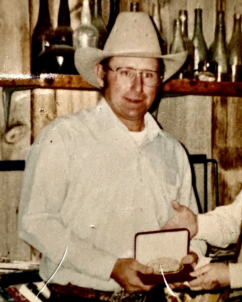 Arlen Del Manzonie Profile Photo